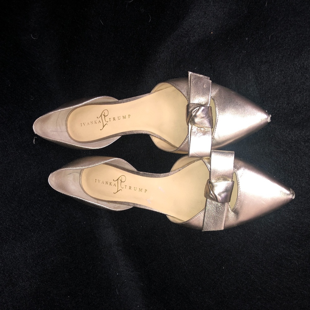 gold flats